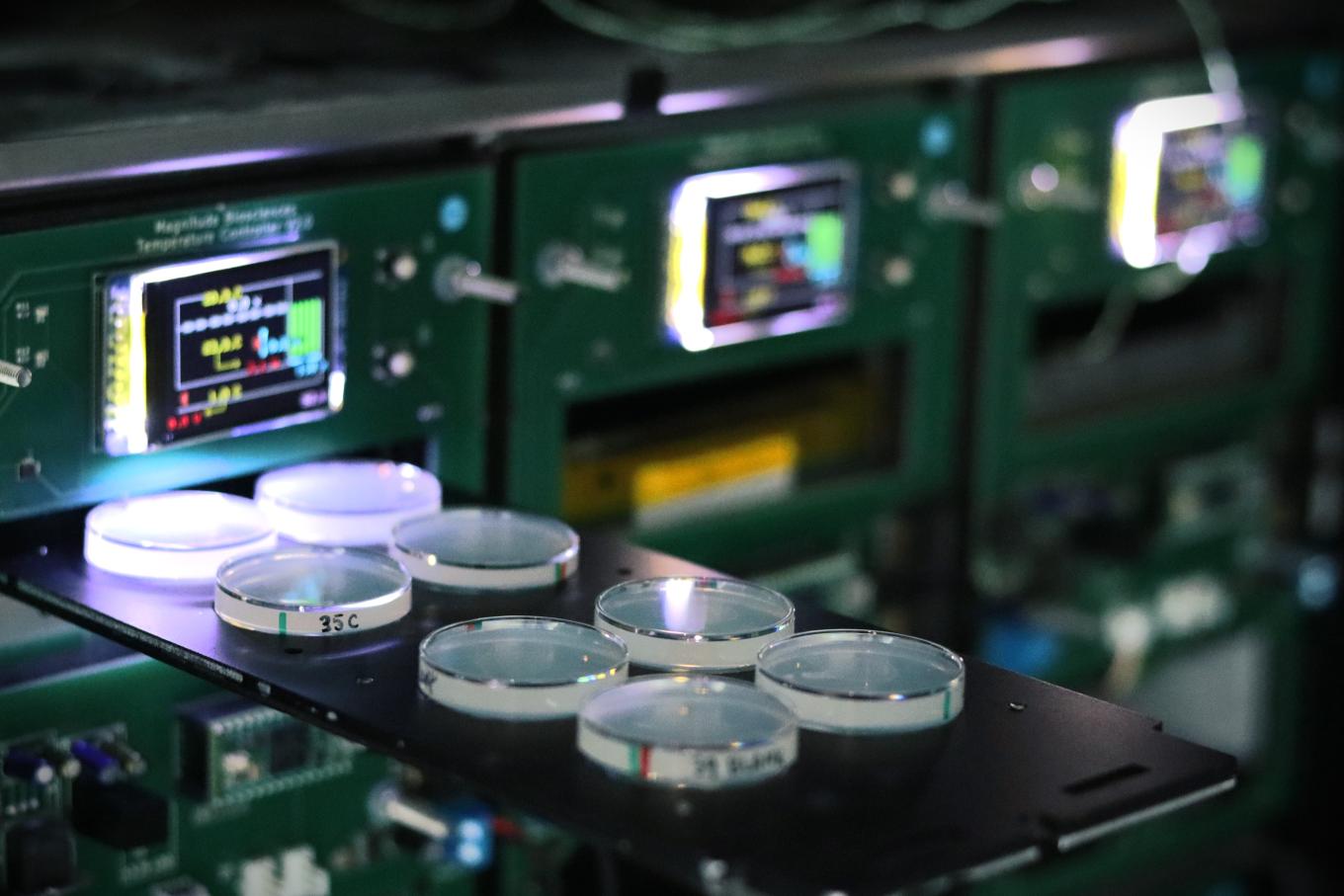 Magnitude Biosciences petri dishes