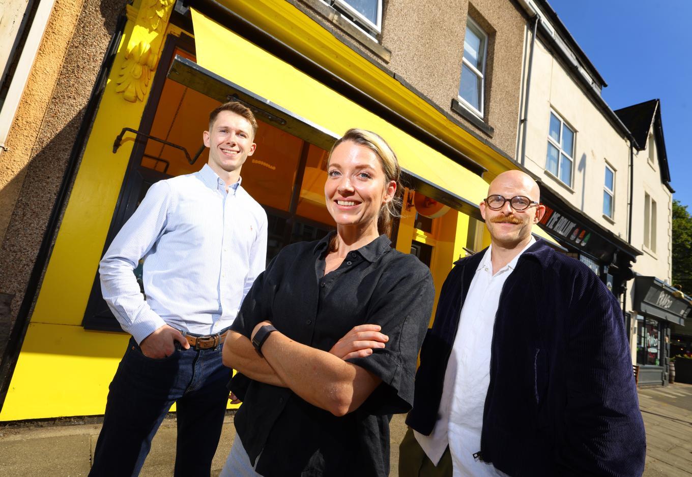 Portrait of the team from Pablos