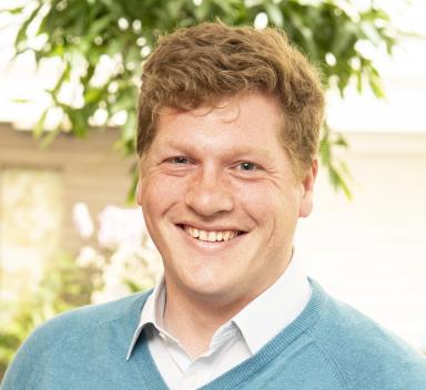 Profile Picture of George Mills
